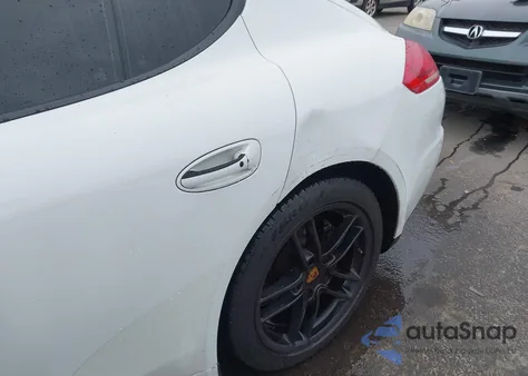 2016 Porsche Panamera 4 from USA, damaged, VIN WP0AA2A70GL000159